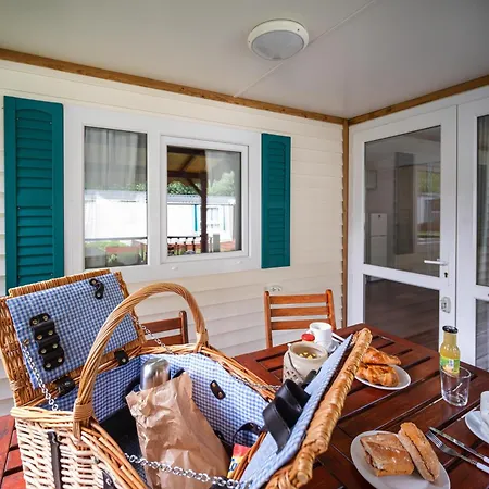Frontera Bungalow Park Farga de Moles Exterior photo